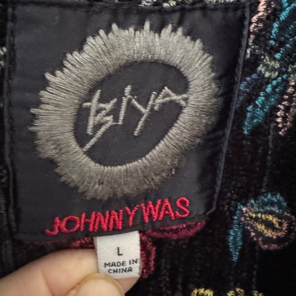 Johnny Was BIYA Leonne Wrap Cardigan Black Velour Knit Multi Color Embroidered - Picture 3 of 7